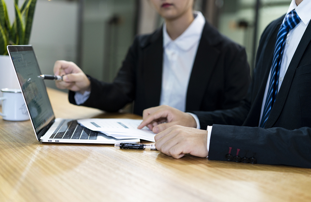 千庫(kù)網(wǎng)_商務(wù)合作溝通過(guò)程攝影圖_攝影圖編號(hào)80119 千庫(kù)網(wǎng)_商務(wù)合作溝通過(guò)程攝影圖_攝影圖編號(hào)80119