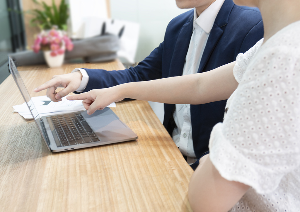 個(gè)人是否能在新加坡注冊公司并在新加坡銀行開設(shè)公司賬戶?